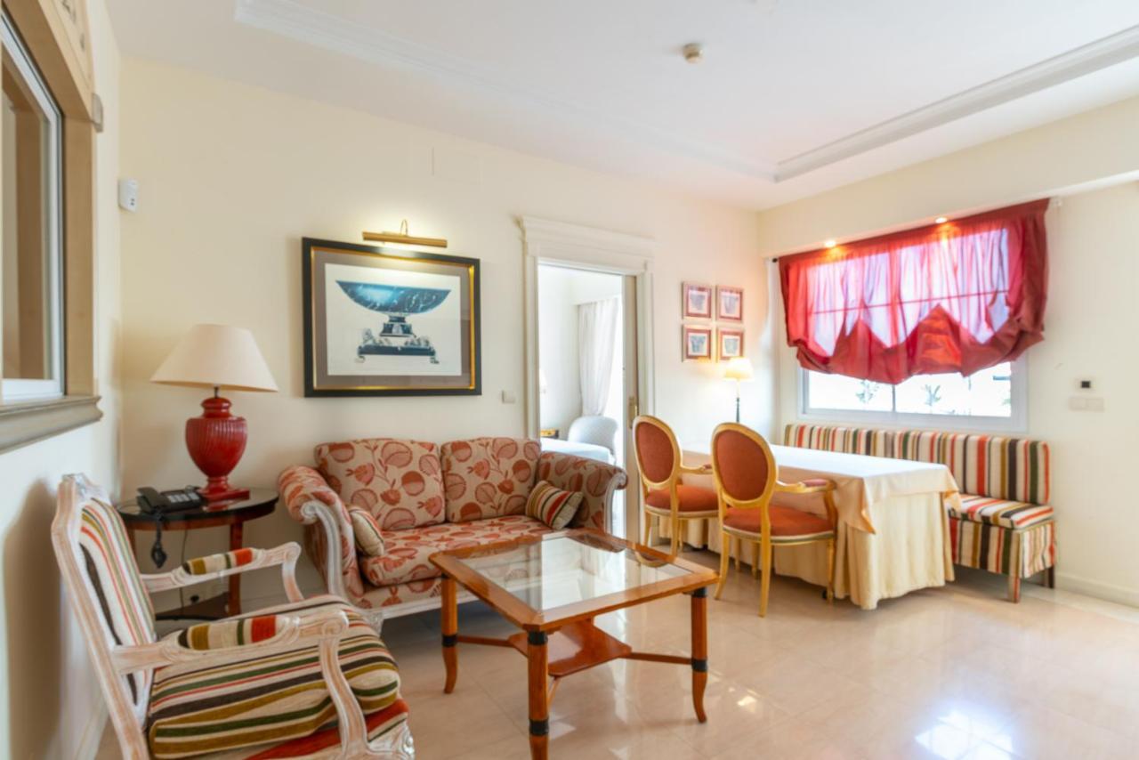 Guadalpin Residences Marbella Esterno foto